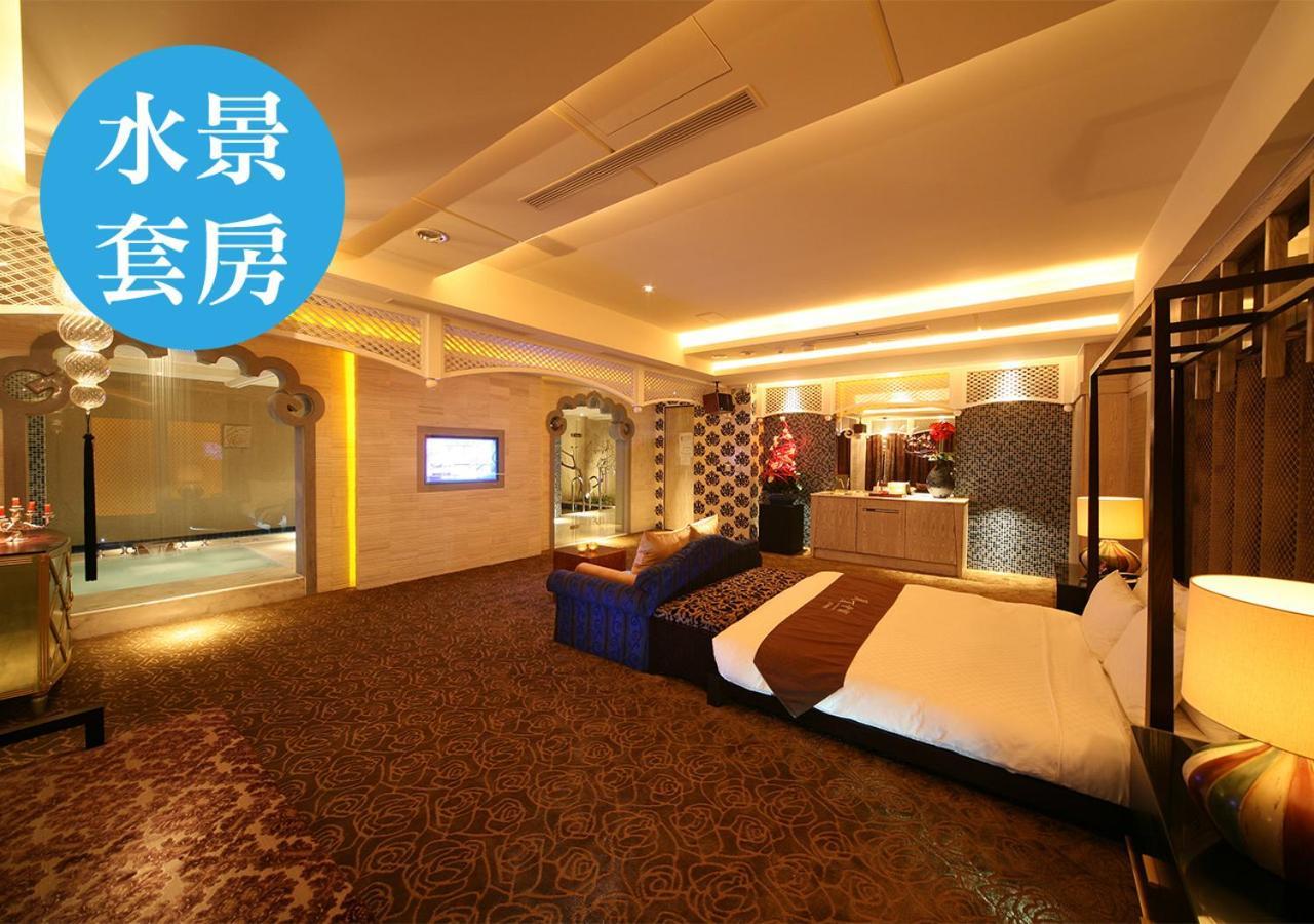 Lanshy Motel Taichung Esterno foto
