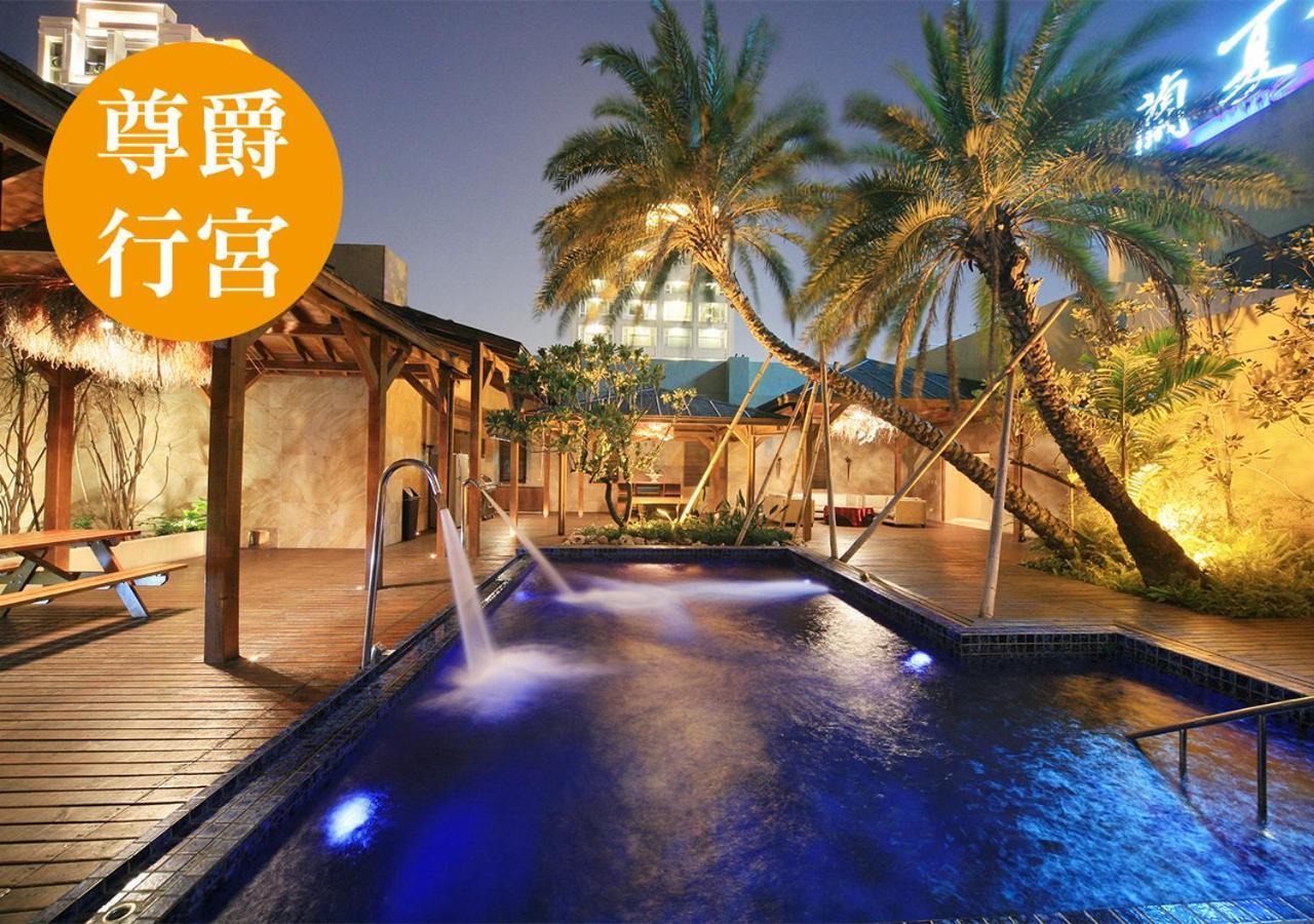 Lanshy Motel Taichung Esterno foto